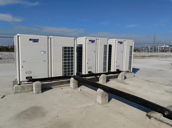 中央空調室外機組與室內機組施工現場實裝